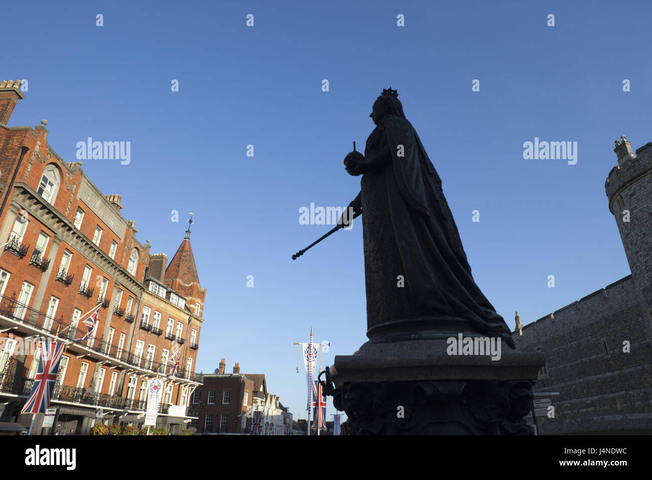 Gran Bretagna, Inghilterra, Berkshire, Windsor, il Castello di Windsor, statua, Queen Victoria, Foto Stock