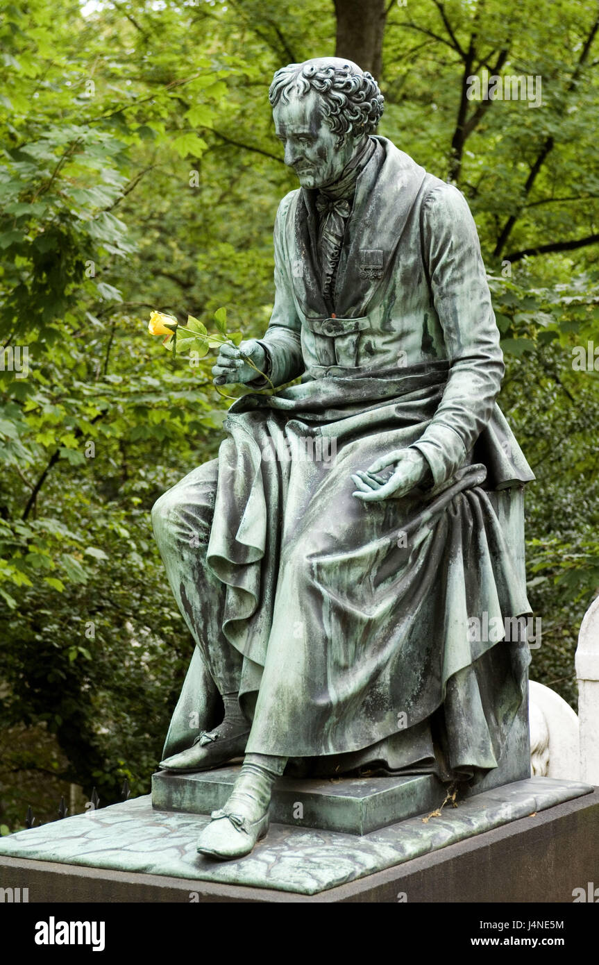 Francia, Parigi, Cimetiere si Pere-ridendo come Sharp, statua in bronzo Vivant Denon, Foto Stock