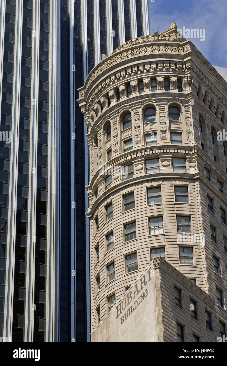 Gli Stati Uniti, California, San Francisco, centro della città, il Quartiere Finanziario, Market Street, elevato aumento di facciate, dettaglio Foto Stock