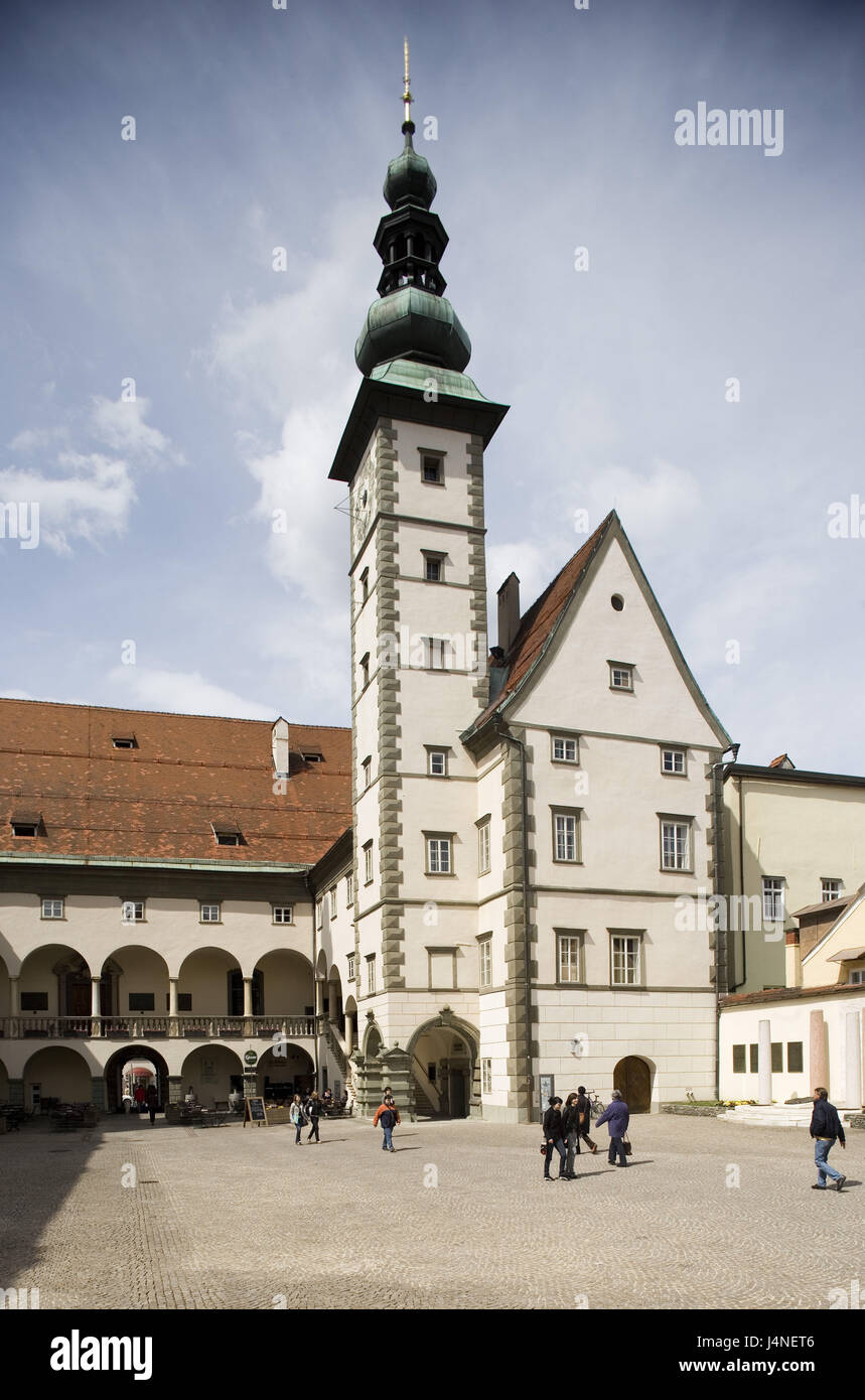 Austria, Carinzia, Klagenfurt, country house, torre, passante, Foto Stock
