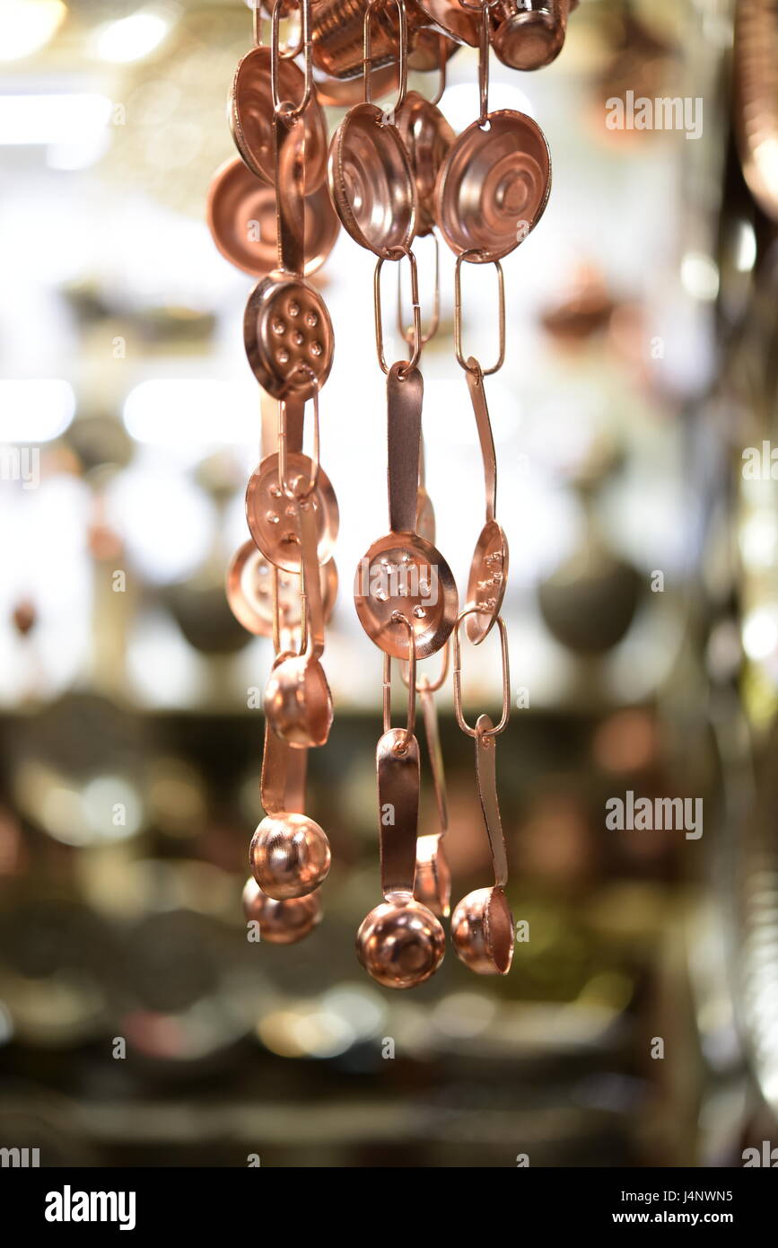 Tradizionale in rame presente Foto Stock