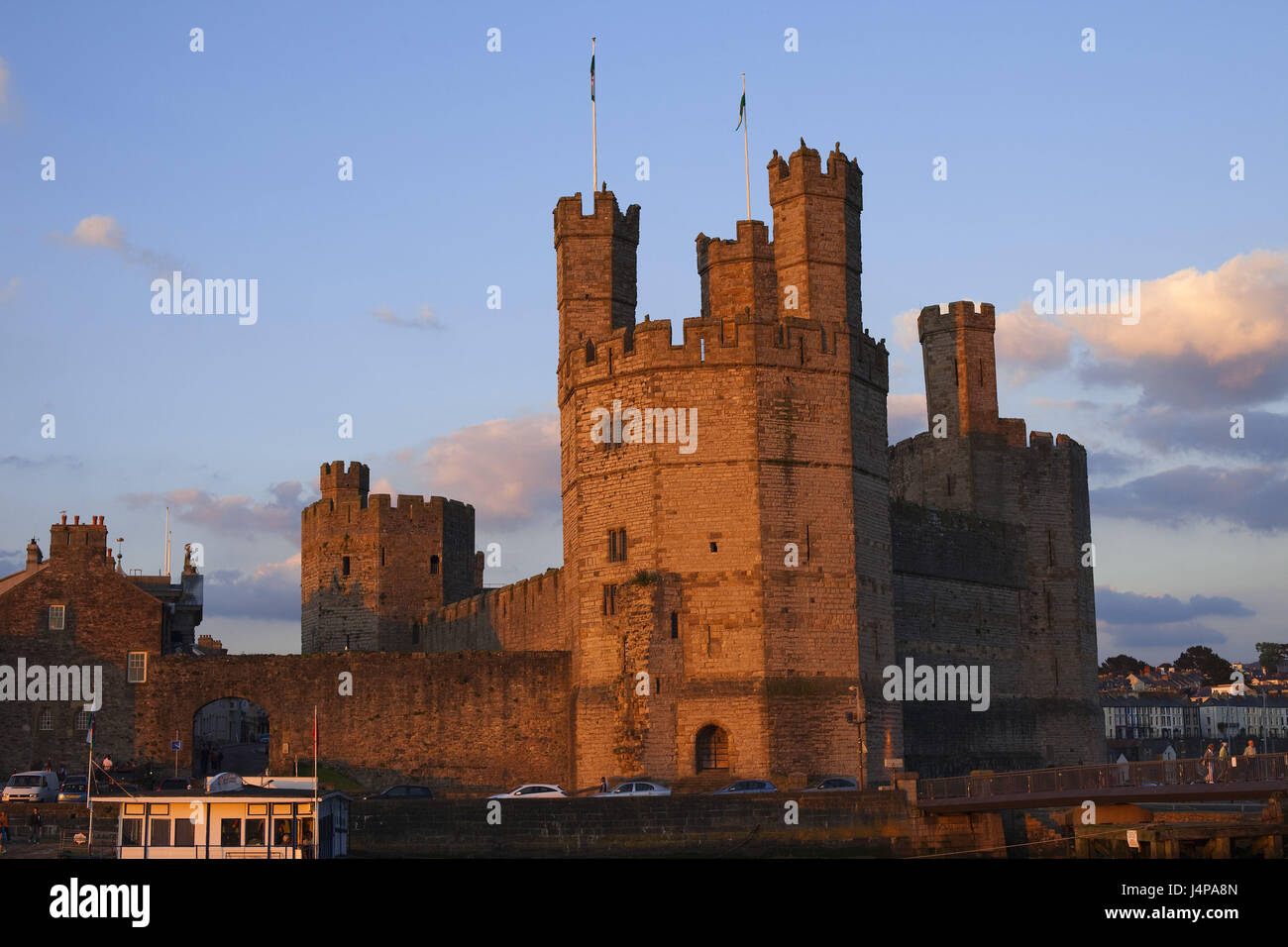 Il Galles, Gwynedd, Caernarfon Castle, luce della sera, Foto Stock