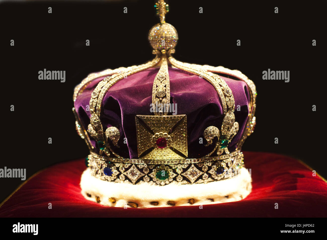 I gioielli della corona immagini e fotografie stock ad alta risoluzione -  Alamy