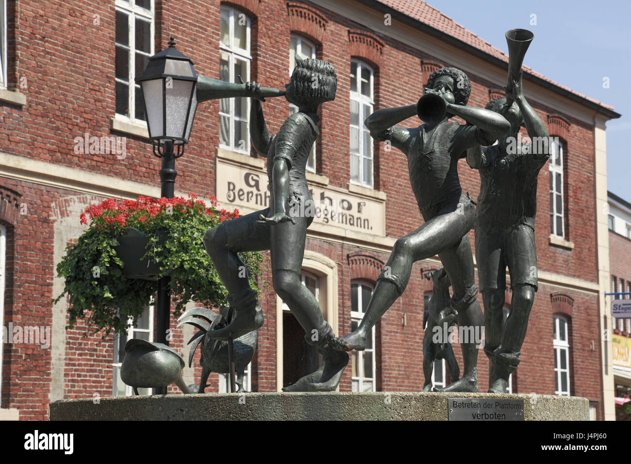 Germania, Löningen, Hare's Valley, Cattedrale di Oldenburg paese, Bassa Sassonia, Avvento ben, Avvento bolle, il corno soffianti, giovani musicisti, Foto Stock