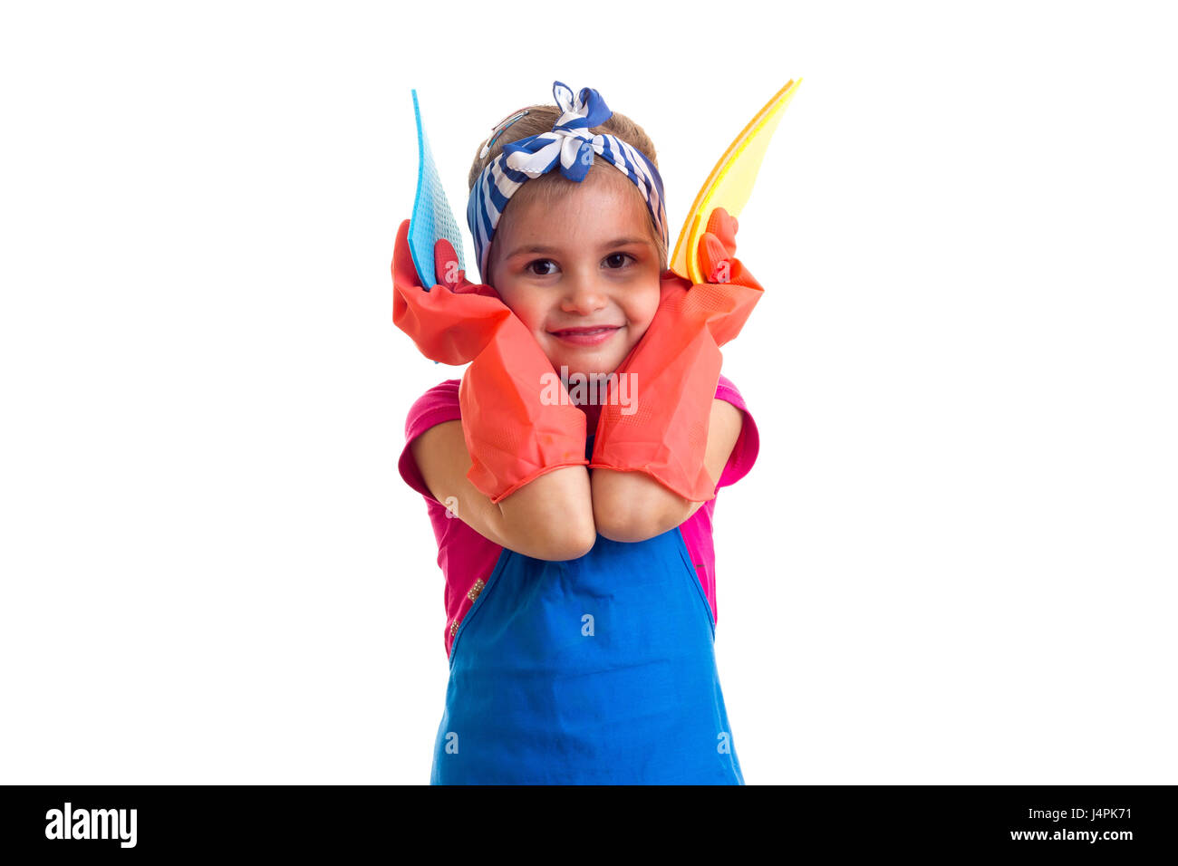 La ragazza di grembiuli e guanti holding scamosciati Foto Stock