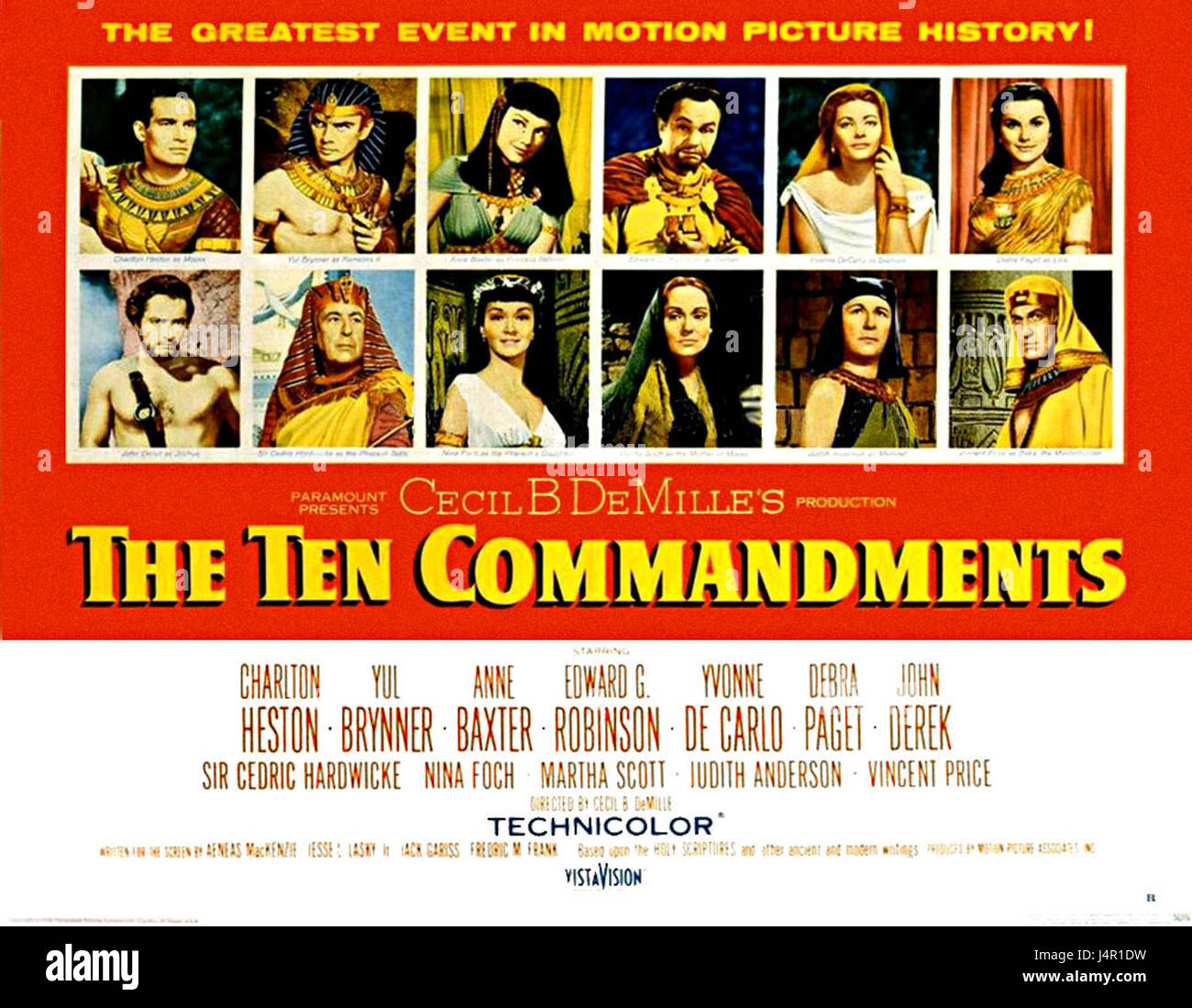 I dieci comandamenti (The Ten Commandments) è un film epico del 1956 diretto da Cecil B. DeMille, che descrive la storia biblica di Mosè che conduce gli Israeliti fuori dall'Egitto. Il film è rinomato per la sua grande scala, gli effetti speciali e il cast. Foto Stock