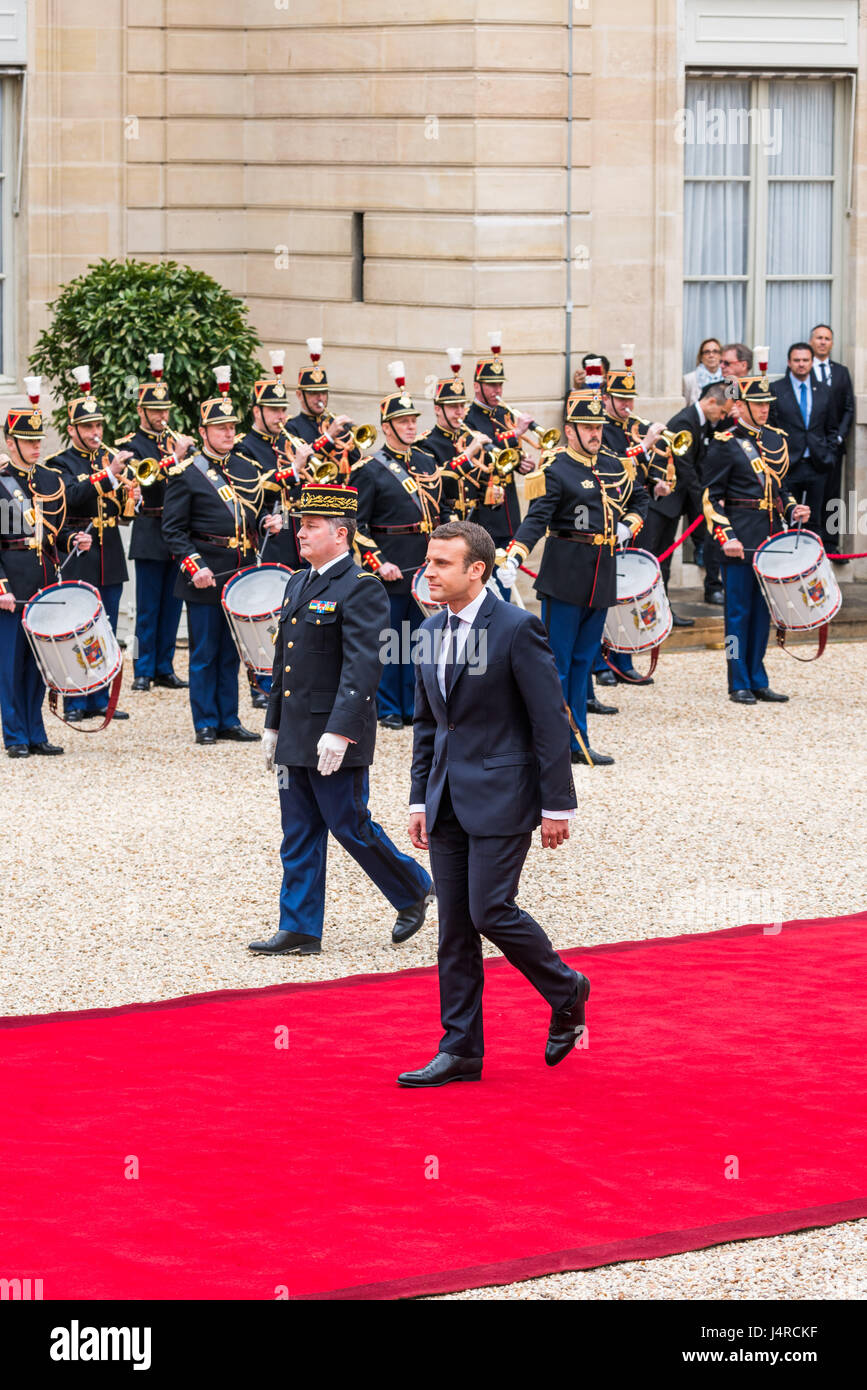 Parigi, Francia. 14 Maggio, 2017. Emmanuel Macron inaugurazione come la Francia è di nuovo presidente all'Elysée Paris , Francia , il 14 maggio 2017. Credito: Phanie/Alamy Live News Foto Stock