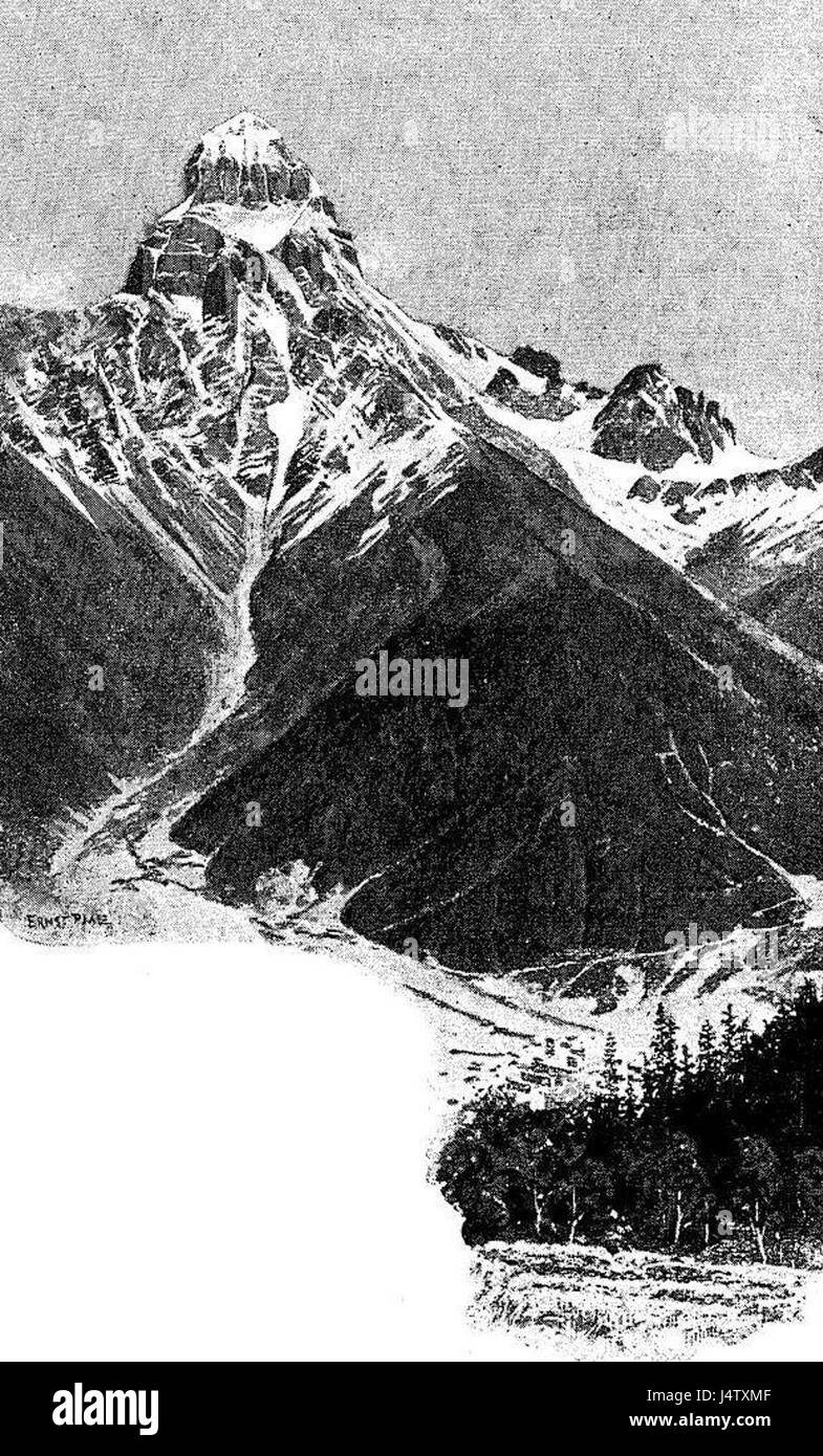 Ushba e Mazeri sono montagne della catena montuosa del Caucaso, situate in Georgia. L'immagine mette in evidenza la bellezza naturale del paesaggio, con le loro vette torreggianti e il paesaggio circostante. Foto Stock