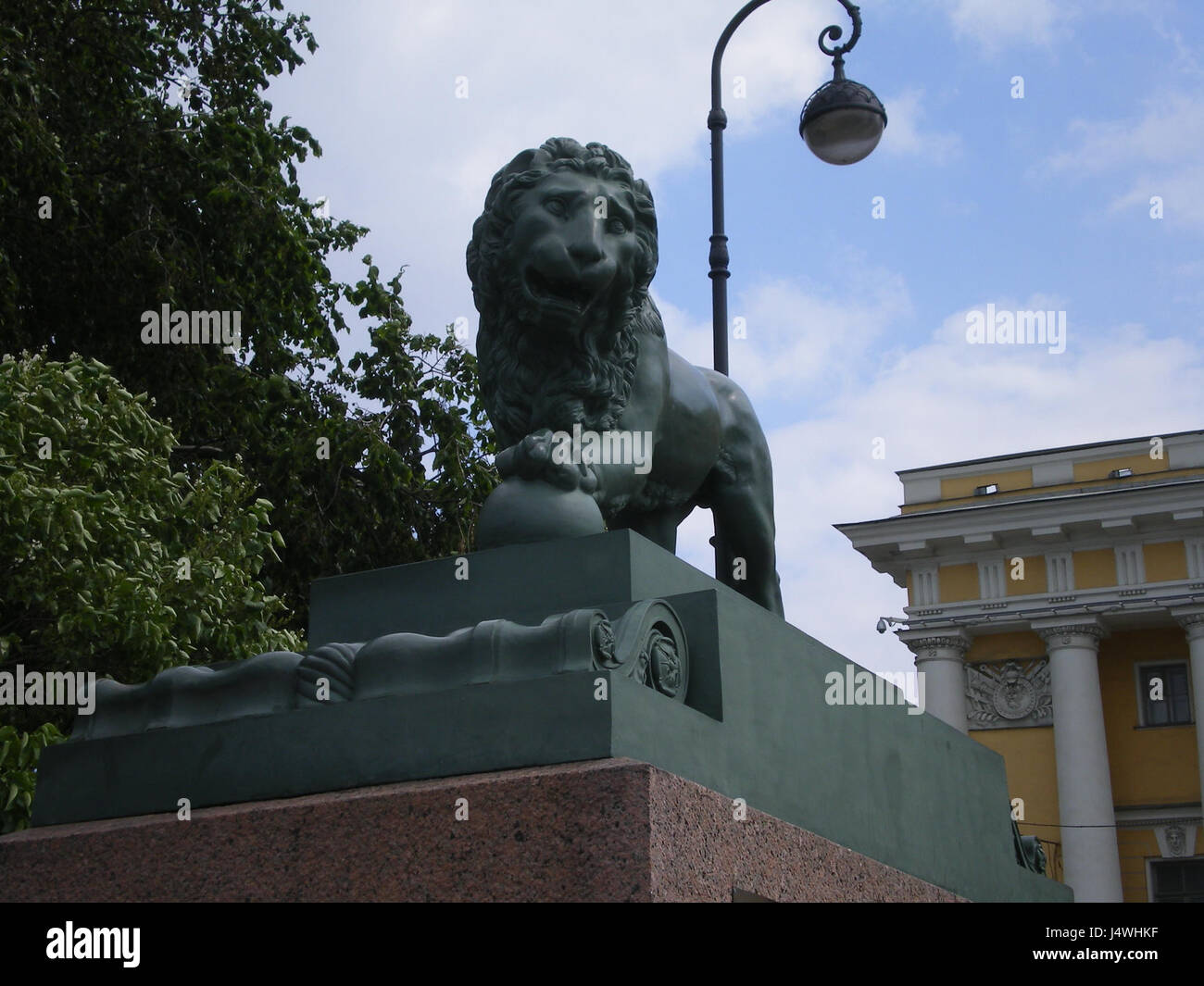 UpperLion è probabilmente un riferimento a una posizione geografica, a un punto di riferimento o, eventualmente, a un'azienda o a un marchio. Sarebbe necessario un contesto più ampio per determinare la sua esatta importanza o connessione. Foto Stock