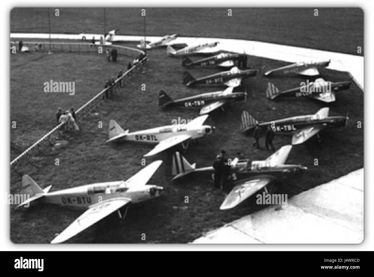 Lo Zlin XII Aerodrom è un aeroporto situato a ZlÃ­n, Repubblica Ceca. Noto per il suo ruolo nella storia dell'aviazione, ha contribuito allo sviluppo di aeromobili e infrastrutture aeronautiche nella regione. Foto Stock