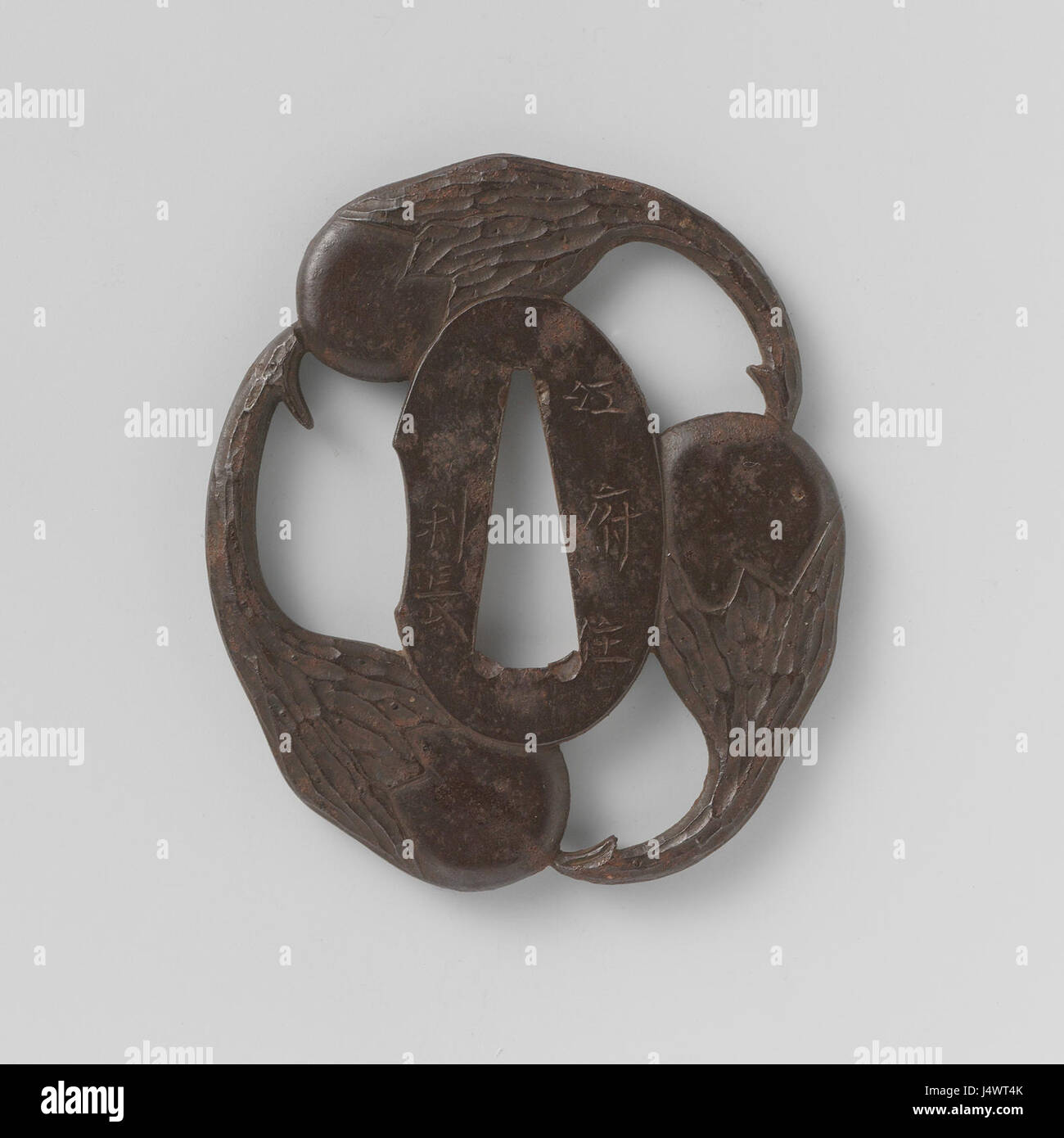 Lo Zwaardstootplaat, ospitato nel Rijksmuseum, è un esempio di armatura storica europea. Si tratta di una rappresentazione dettagliata di un piatto di spada usato in epoca medievale per la difesa durante battaglie o duelli. Foto Stock