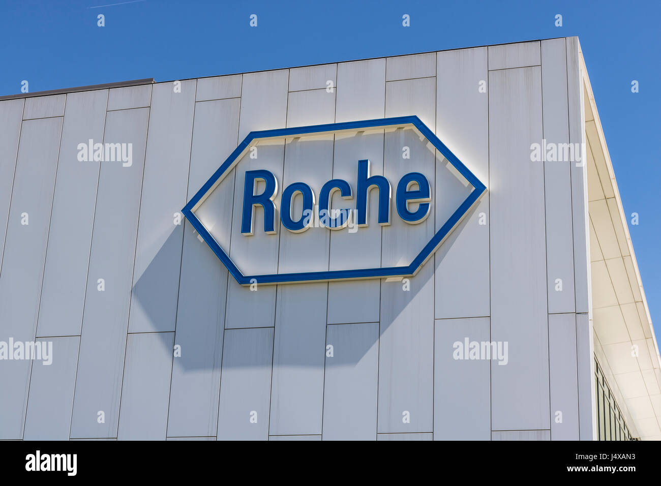 Indianapolis - Circa nel maggio 2017: Roche Diagnostics U.S. Sede centrale. Roche Diagnostics è un leader globale nel settore della sanità IV Foto Stock