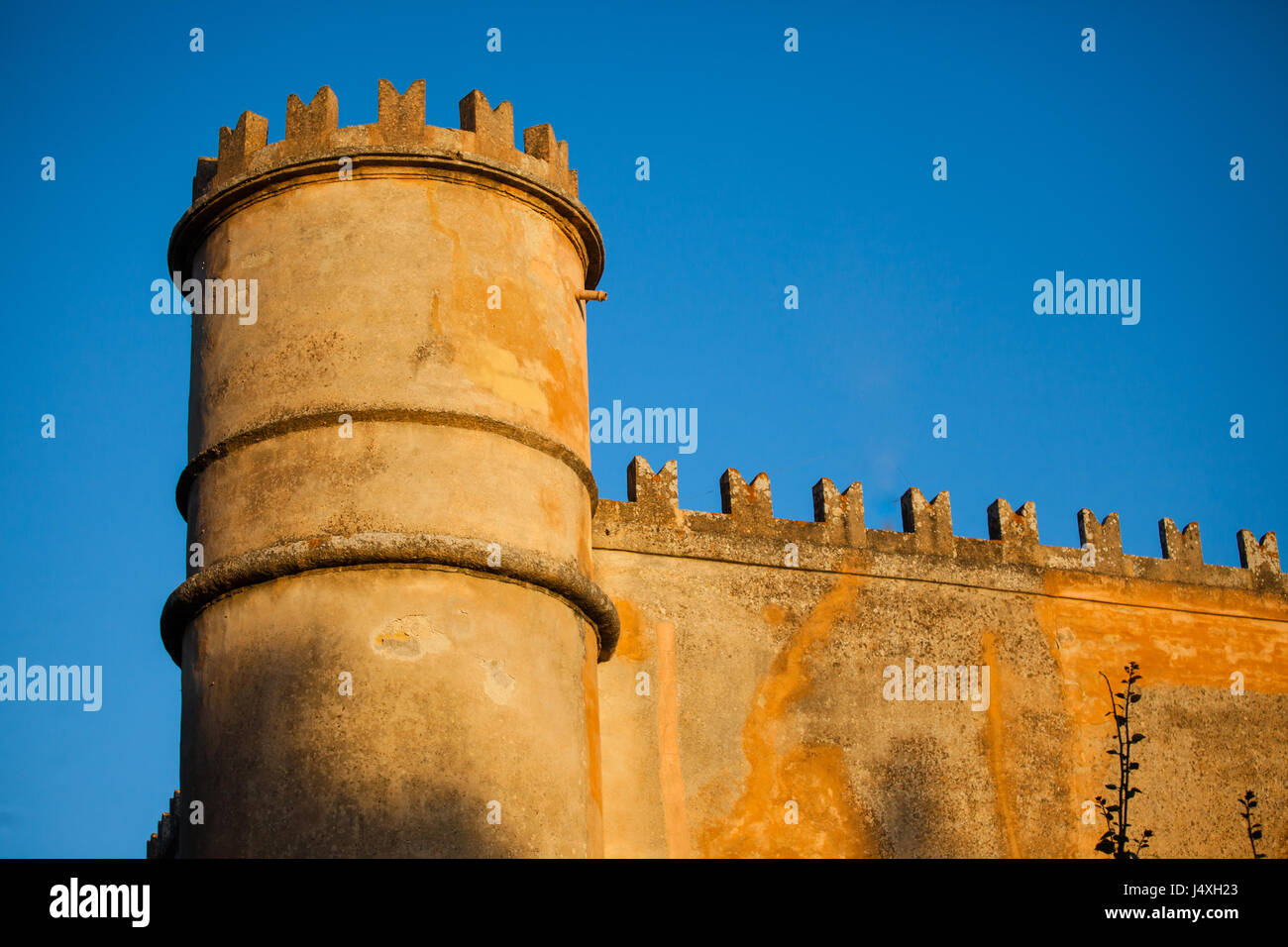 Il castello di siciliano's corner turet in Sicilia, Italia Foto Stock