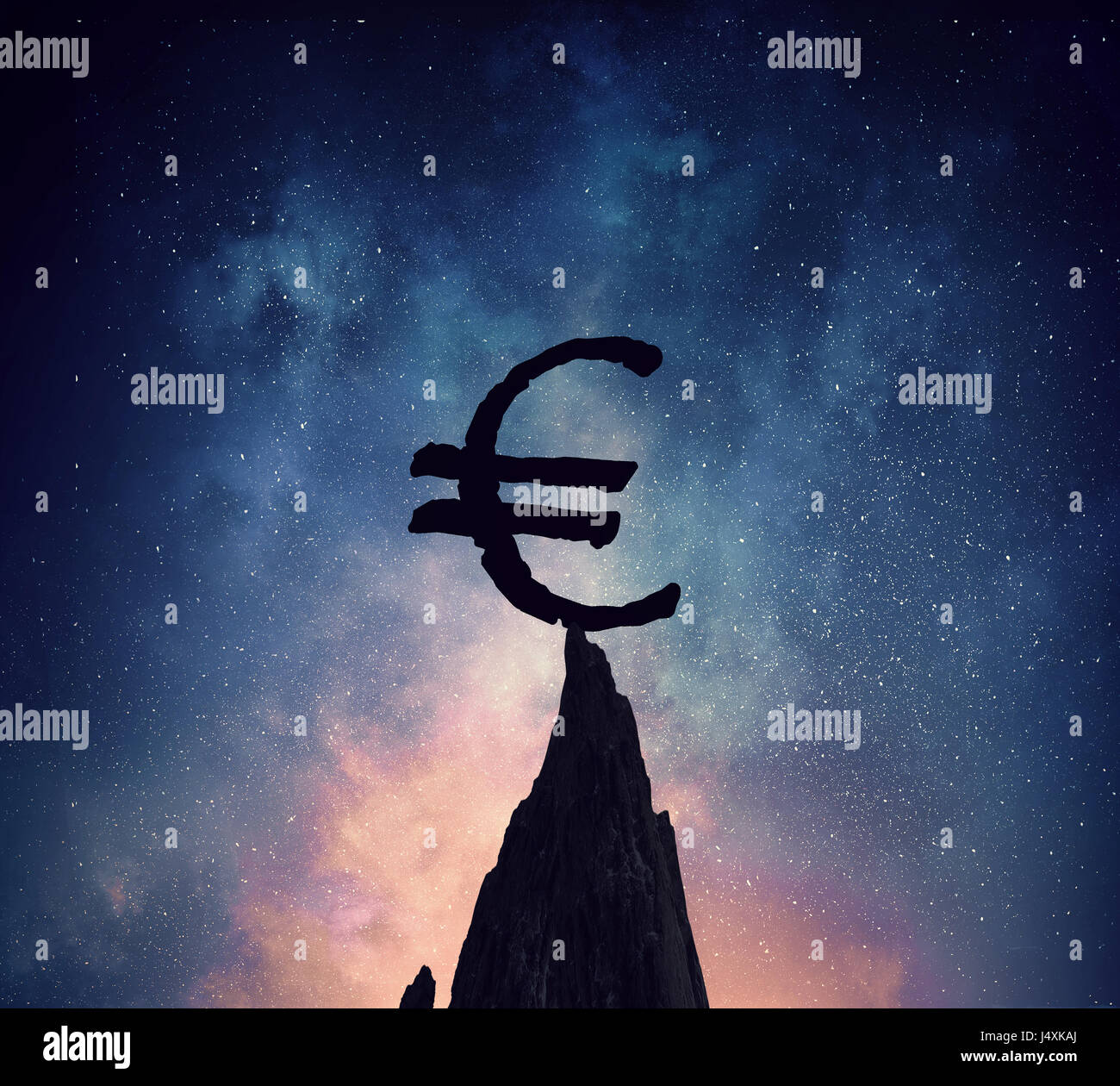 Simbolo Euro silhouette sul picco. I supporti misti Foto Stock