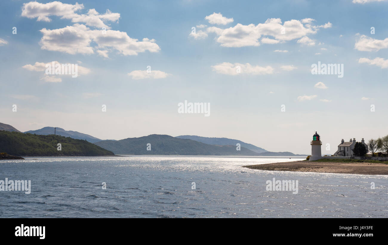 Il faro di Ardgour ripari la si restringe in corrispondenza di Corran sul Loch Linnhe, un mare loch in Great Glen delle Highlands Scozzesi. Foto Stock