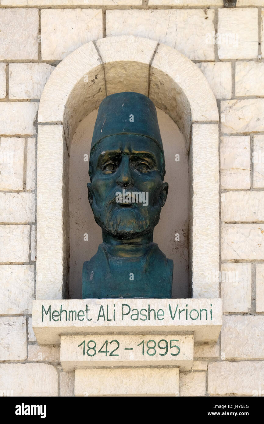 Memoriale di Mehmet Ali Pashe albanese Vrioni politico e diplomatico, Vice presidente della Lega di Prizren, Bera Foto Stock