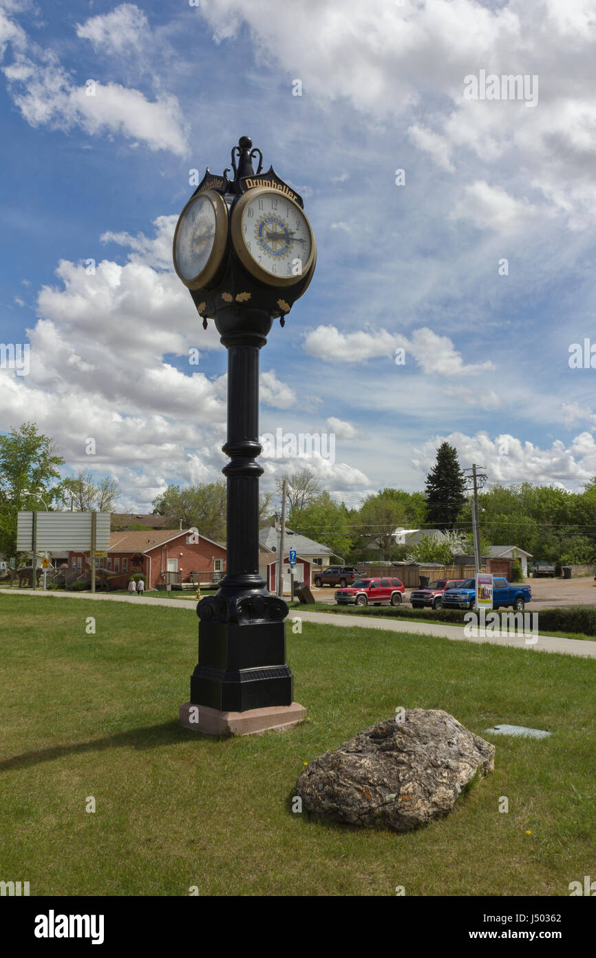 L'orologio rotante in Drumheller, Alberta, Canada Foto Stock