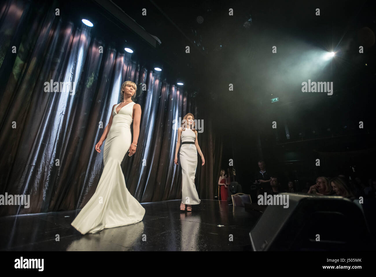 Londra, Regno Unito. Il 12 maggio 2017. Miss London 2017 Finale © Guy Corbishley/Alamy Live News Foto Stock