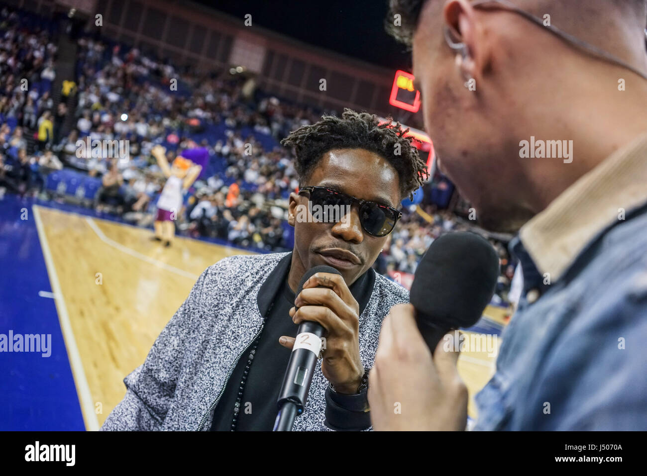 Londra, Inghilterra, Regno Unito. 14 Maggio, 2017. Tinchy Stryder assiste la BBL Play-Off finali anche la raccolta di fondi per le cerchiature aiuto 2017 ma anche una grande opportunità per la raccolta di fondi per gli sport Traider carità a Londra la O2 Arena, UK. tramite carta di credito: Vedere Li/Alamy Live News Foto Stock