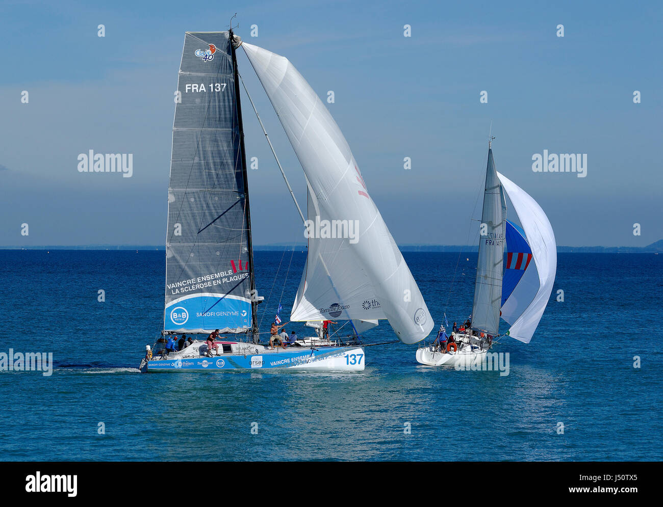 Regata nella baia di Mont Saint Michel, Branlebas de régates (Cancale, Bretagna, Fr). Foto Stock