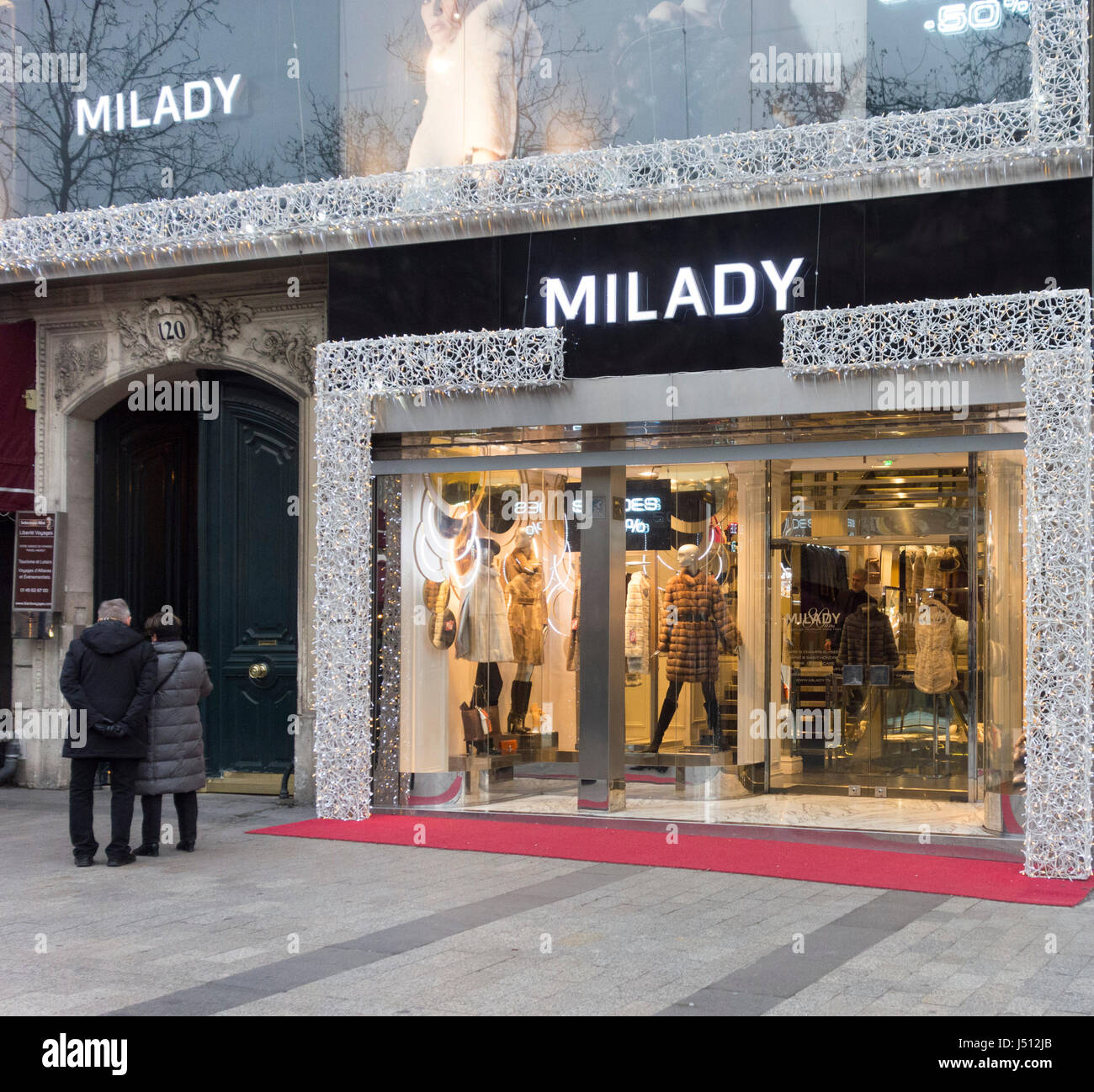 Milady negozio di abbigliamento, Champs-Elysées, Paris, Francia Foto Stock
