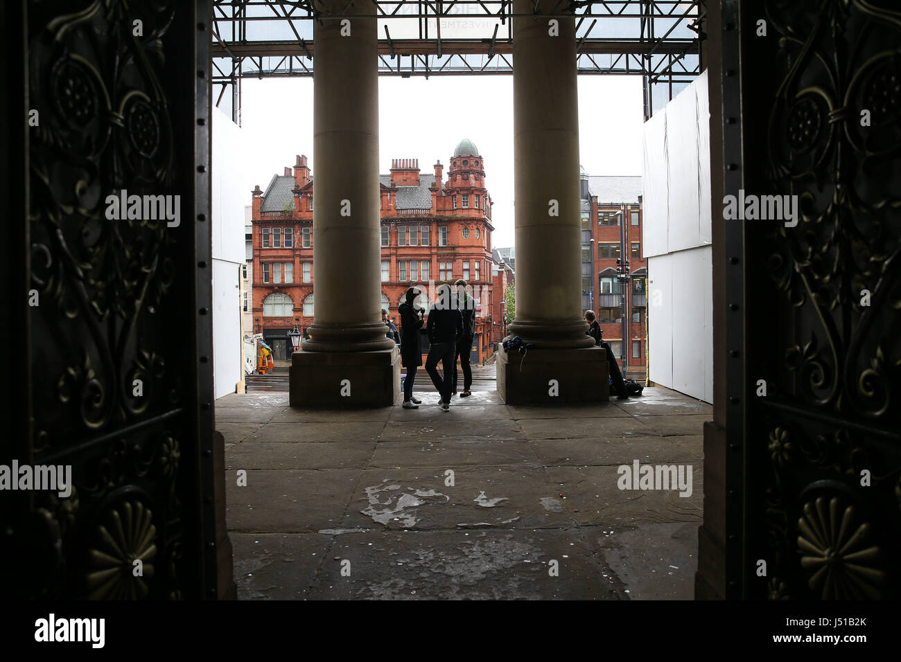 Triatleta Jonny Brownlee chat con la BBC al Jonny Brownlee pietra miliare nella città di acquisizione a Leeds Town Hall, precedendo la Columbia Threadneedle World Triathlon Leeds il decimo e undicesimo Giugno 2017.PRESS ASSOCIATION foto. Picture Data: lunedì 15 maggio, 2017. Foto di credito dovrebbe leggere: Barrington Coombs/PA FILO Foto Stock