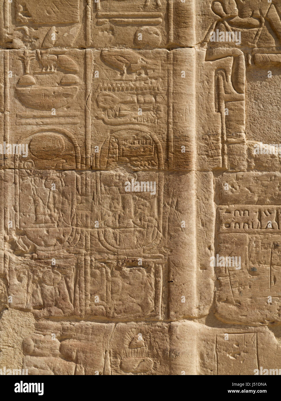 Tempio dedicato a Hathor e Nekhbet a El Kab, sponda est del fiume Nilo, Alto Egitto Foto Stock