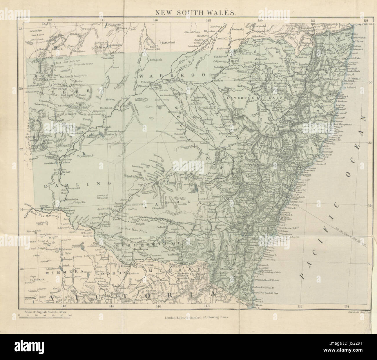 Questa immagine tratta da pagina 176 del 'Stanford's Compendium of Geography and Travel' presenta una panoramica dettagliata dell'Australasia, offrendo informazioni sulla geografia, le esperienze di viaggio e l'etnologia della regione, come compilato da A. R. Wallace e A. H. Keane. Foto Stock
