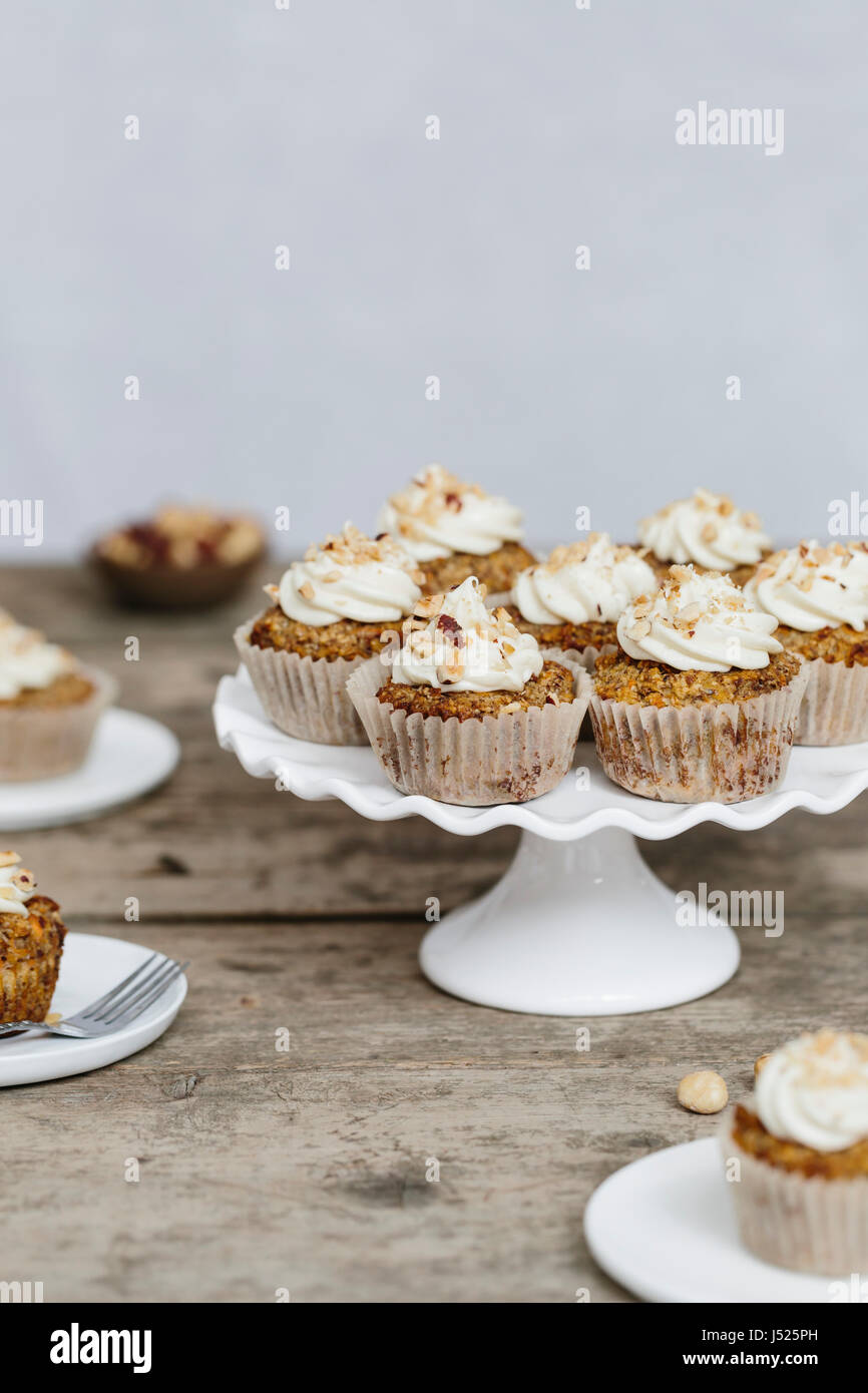 Tazza di carote torte Foto Stock