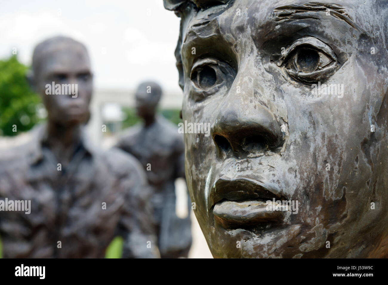 Little Rock Arkansas, Little Rock Nine, Central High School, scultura a grandezza naturale, crisi di desegregazione del 1957, Storia Nera, eredità africana, studente studente Foto Stock