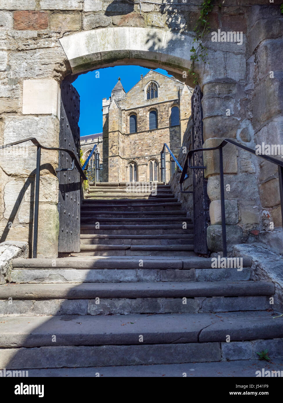 Passaggi e transetto sud presso la cattedrale di Ripon Ripon North Yorkshire, Inghilterra Foto Stock