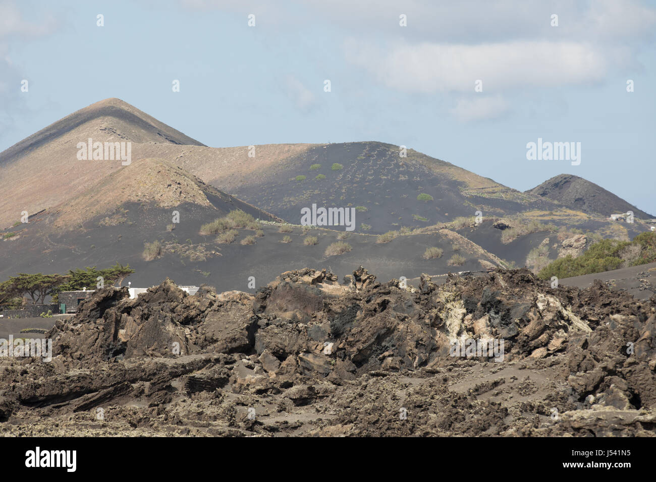 Tipico paesaggio vulcanico a Lanzarote. Foto Stock