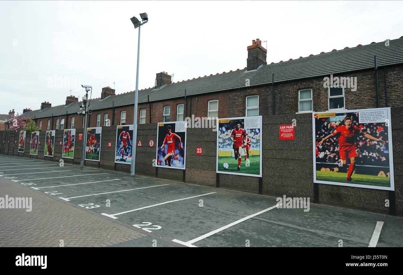 ANFIELD PARCHEGGIO AREA & EX PLAY Liverpool FC V MANCHESTER CITY ANFIELD LIVERPOOL ENGLAND 13 Aprile 2014 Foto Stock