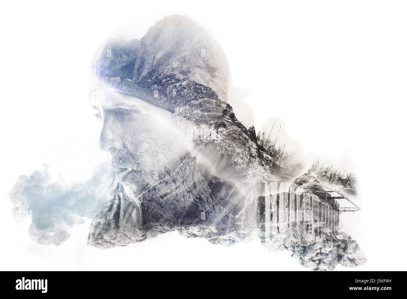 Doppia esposizione di escursionista respirando con paesaggi rocciosi Foto Stock