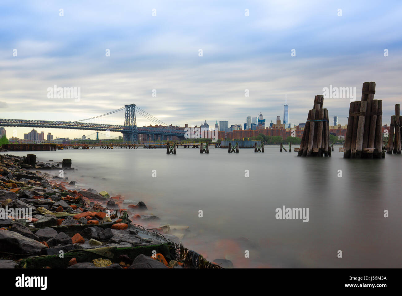 Ponte e vista di Manhattan Foto Stock