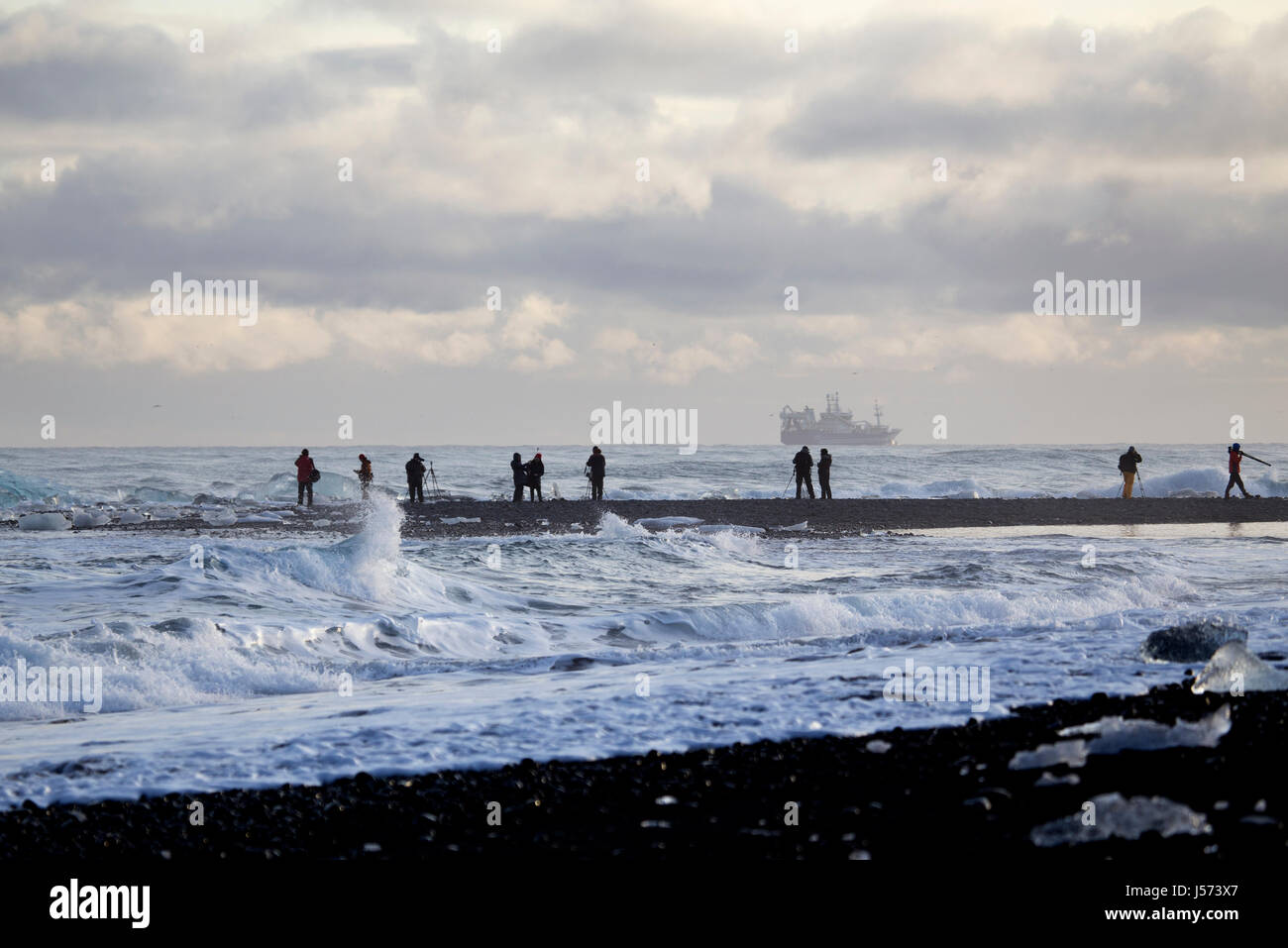 Fotografi di diamante sulla spiaggia vicino alla laguna glaciale nel sud est dell'Islanda Foto Stock