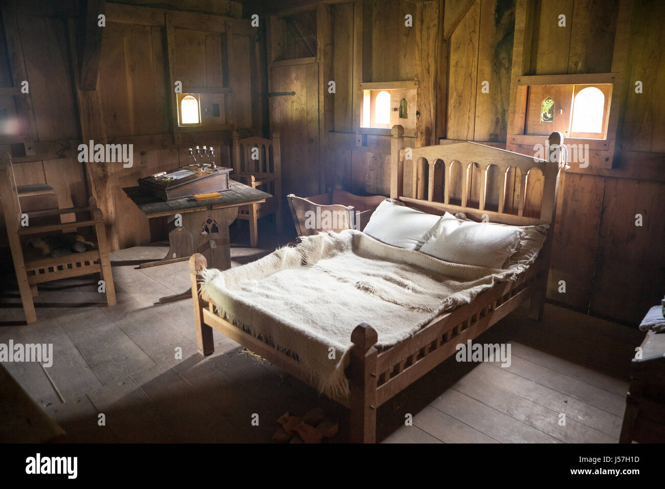 Camera da letto del ricostruito casa medioevale, Nienover, Bodenfelde, Bassa Sassonia, Germania Foto Stock
