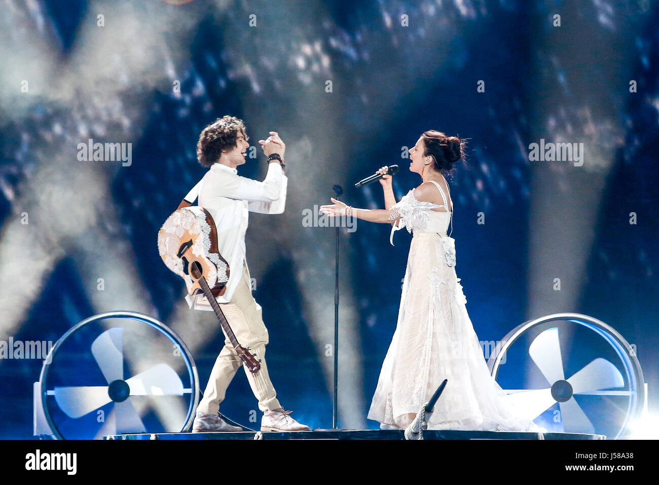 Kiev, Ucraina - 12 Maggio 2017: banda di navi dalla Bielorussia al Grand Final di prove durante il Concorso Eurovisione della canzone, a Kiev, Ucraina Foto Stock