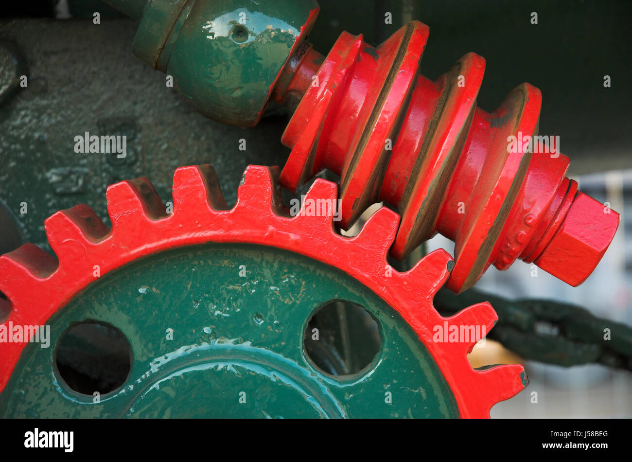 Dettaglio,verde,ruota,ruota dentata,abstract,unità worm,rosso,sterzo,guida,vecchio Foto Stock