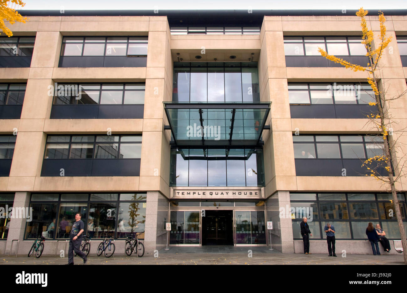 La piazza di Temple Quay, Bristol, mostrando di Temple Quay House. Foto Stock