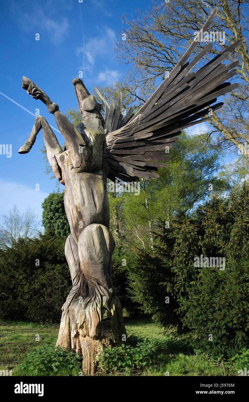 Pegasus scultura Woking Foto Stock