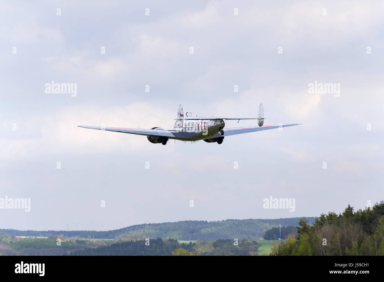 PLASY, Repubblica Ceca - 30 aprile: Lockheed Electra 10un aereo vintage battenti il 30 aprile 2017 in Plasy, Repubblica Ceca. Foto Stock