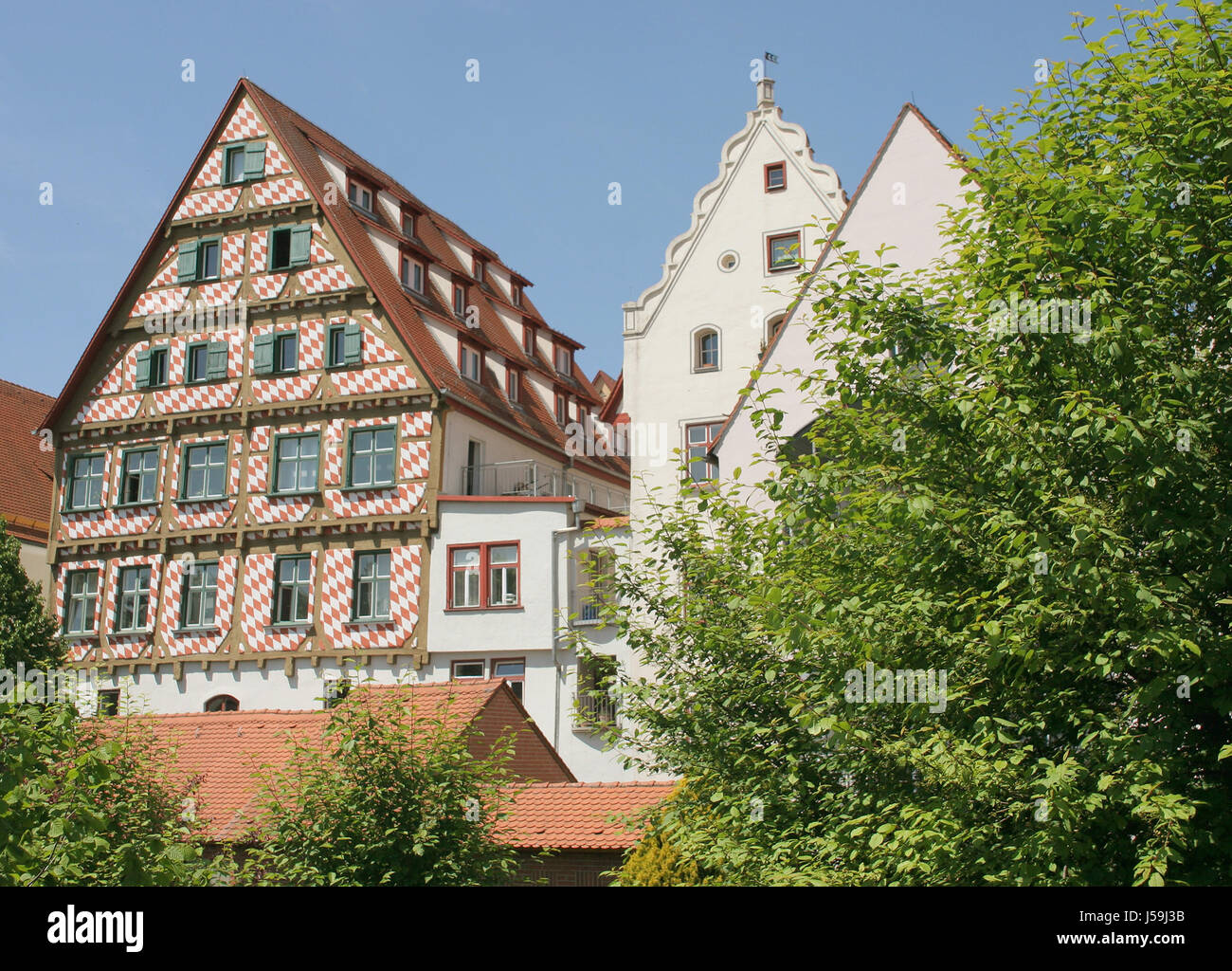 Romantico centro storico che vale la pena visitare città fortezza parete vista città ulm fachwerkgebude Foto Stock