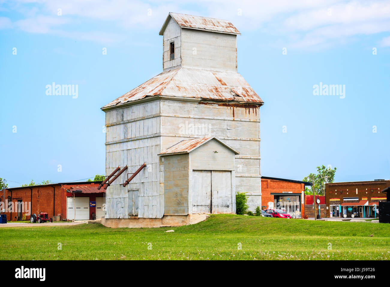 La storica Simpson elevatore della granella, una parte della granella Simpson società stabilita all'inizio della storia del Piemonte, Oklahoma, Stati Uniti d'America. Foto Stock