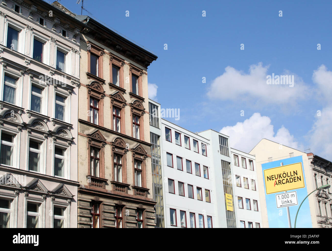 Case ambulacri tenements Berlino pubblicità pubblicità neuklln impressione Foto Stock