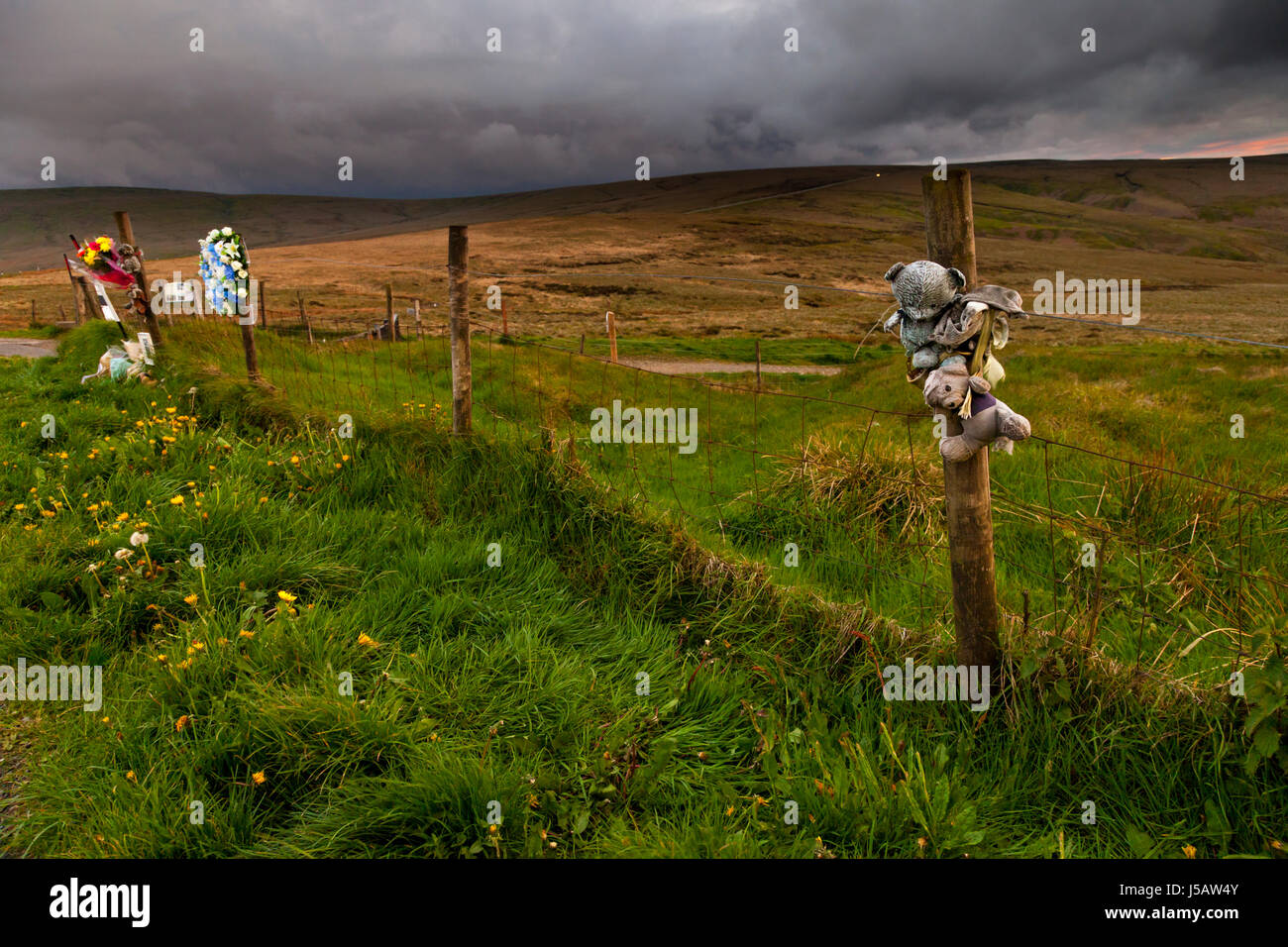 Strada memorial a Keith Bennett, una delle cinque vittime di Ian Brady e Myra Hindley, nelle vicinanze del The Pennine Way su Marsden Moor.. Foto Stock
