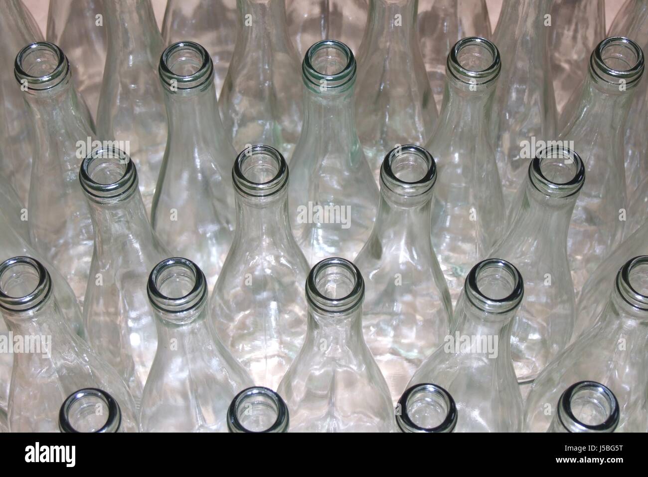 Oggetti oggetto dettaglio dettaglio ammissione vuoto vuoto bottiglia viticoltura Foto Stock