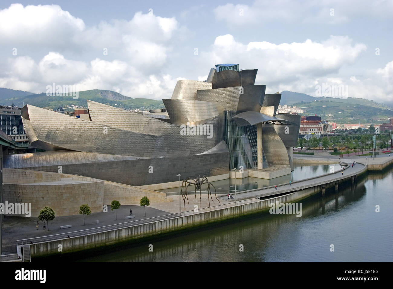 Il museo Guggenheim di Bilbao Foto Stock