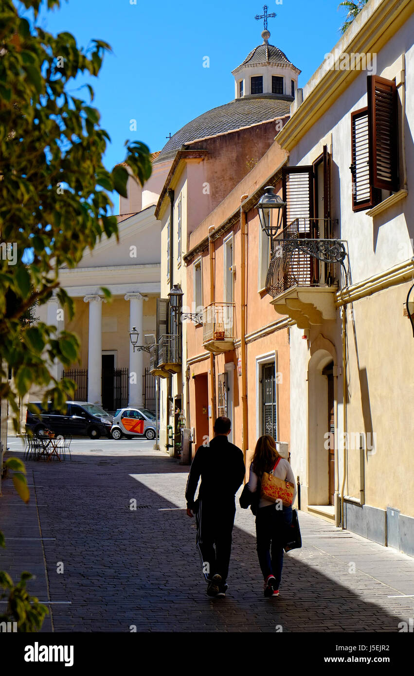 Scena di strada. Oristano, Sardegna, Italia Foto Stock