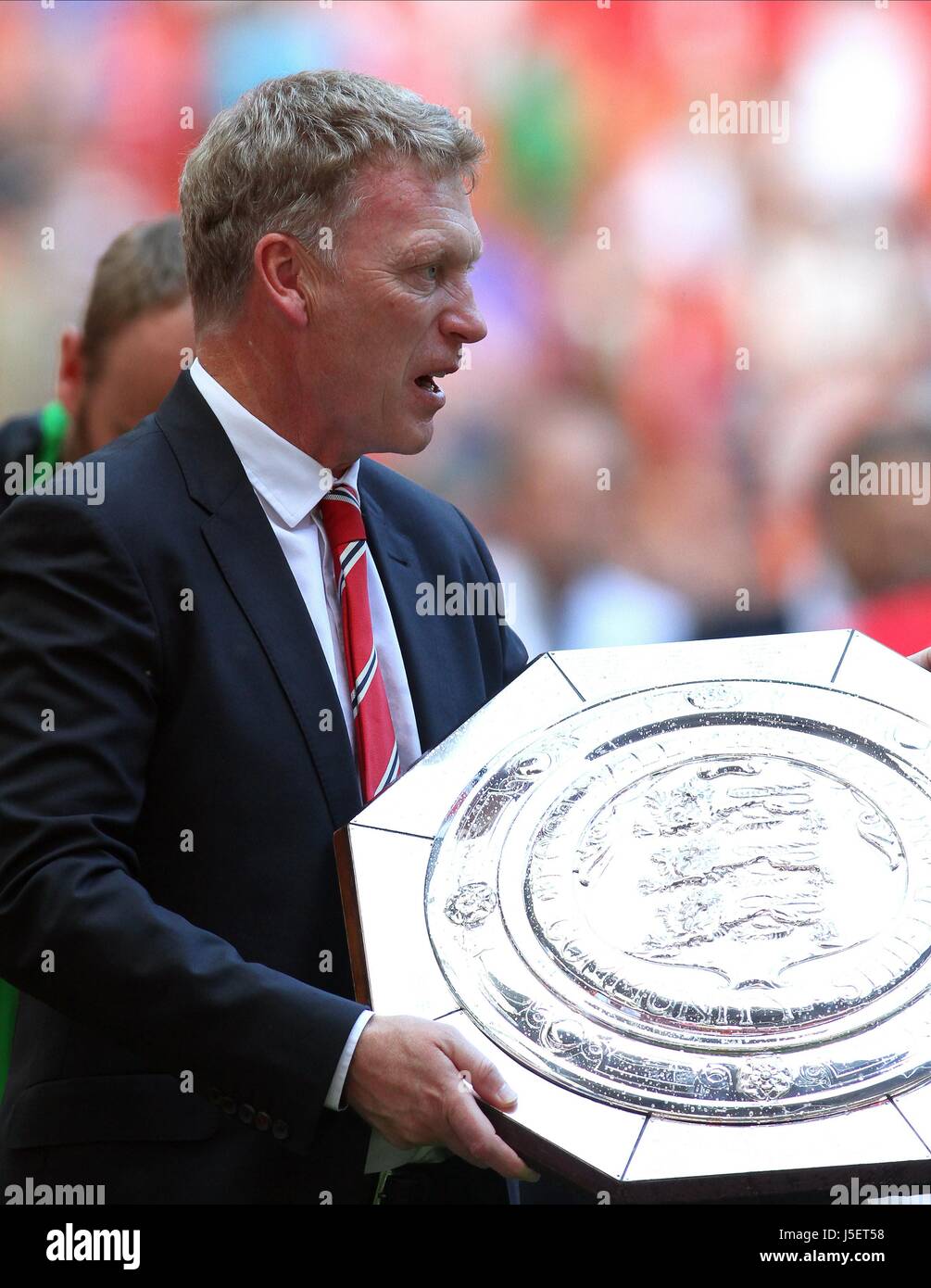 DAVID MOYES CON COMUNITÀ SHI MANCHESTER UNITED V WIGAN ATHL WEMBLEY STADIUM LONDON REGNO UNITO 11 Agosto 2013 Foto Stock